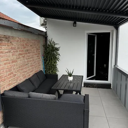 Apartamento New 13 *